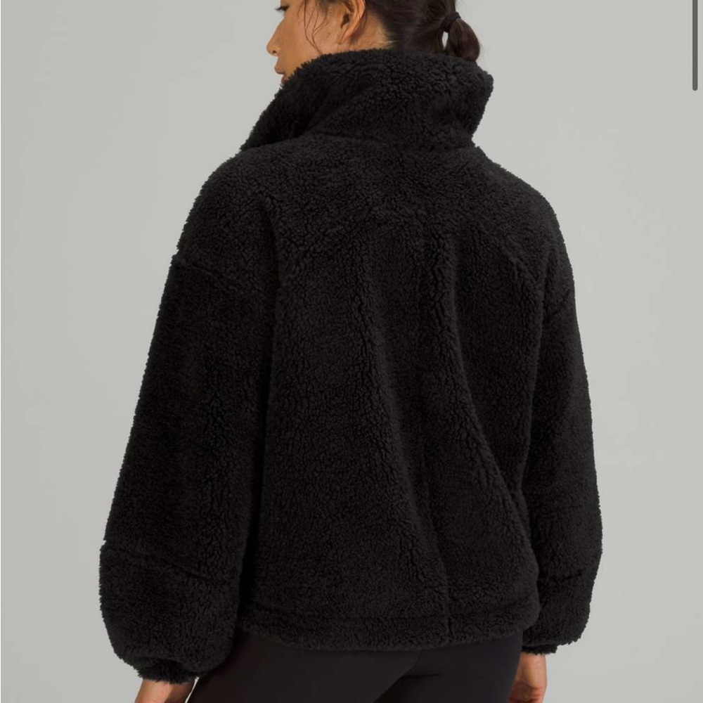 Lululemon Cinchable Sherpa Jacket - Picture 2 of 7